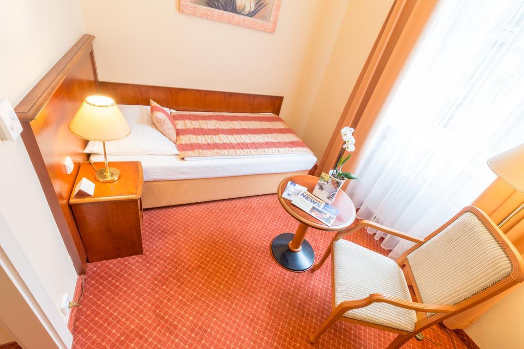 Ensana Centralni Lazne - Maria Spa Mariánské Lázně Exterior foto