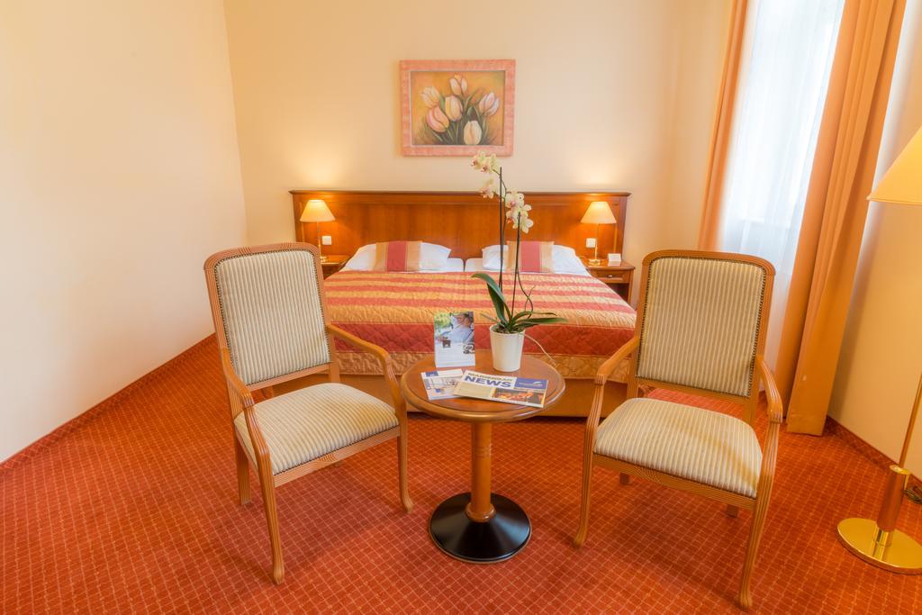Ensana Centralni Lazne - Maria Spa Mariánské Lázně Exterior foto