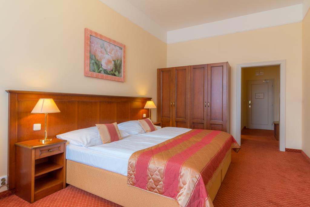 Ensana Centralni Lazne - Maria Spa Mariánské Lázně Exterior foto