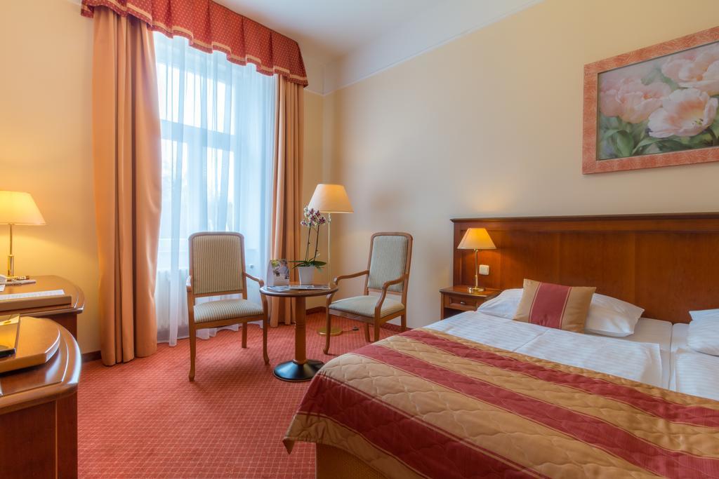 Ensana Centralni Lazne - Maria Spa Mariánské Lázně Exterior foto